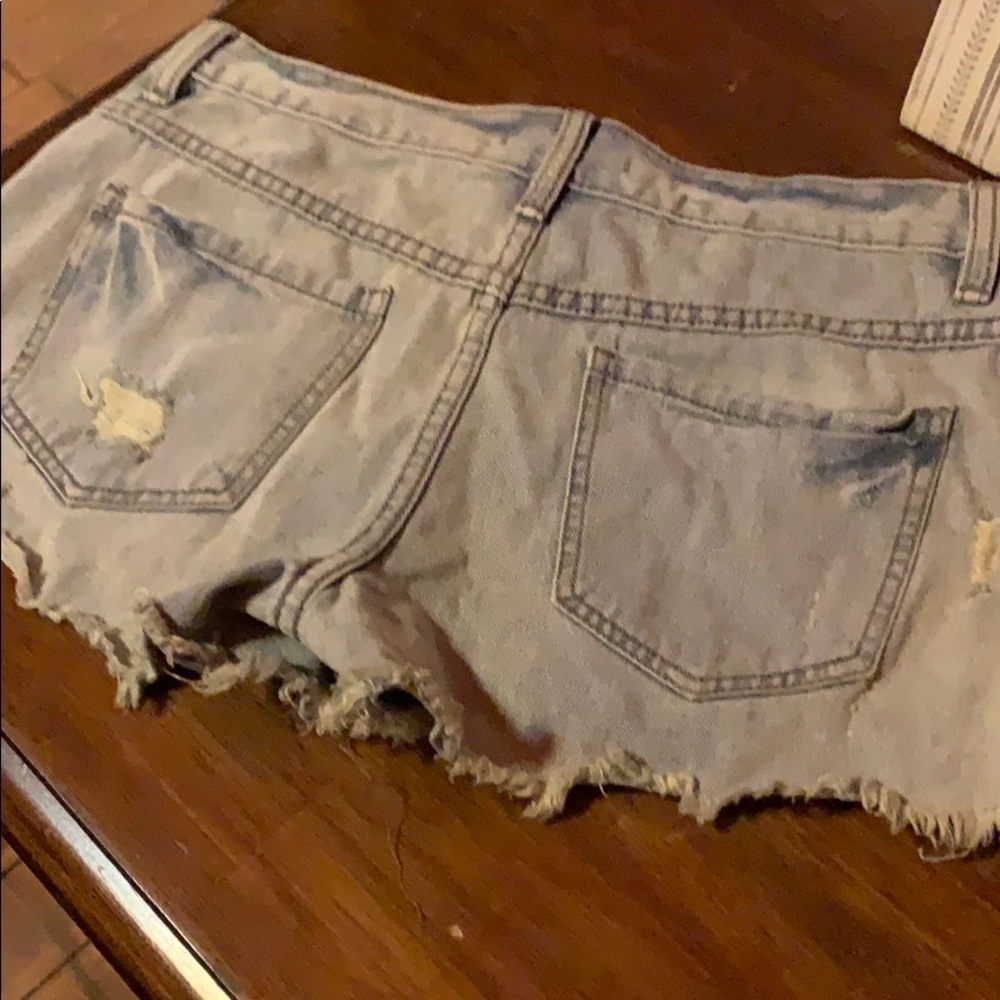 Free People slouch shorts! - Picture 5 of 7